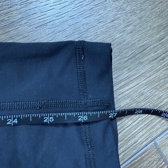 Lululemon Run Your Heart Out Crop Leggings Black 6 Stretch, Pockets, 20" Inseam - Picture 11 of 11